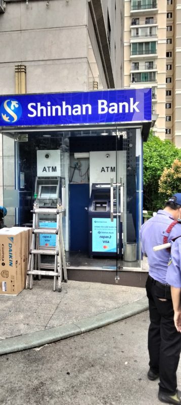 Máy lạnh ngân hàng Shinhan Bank